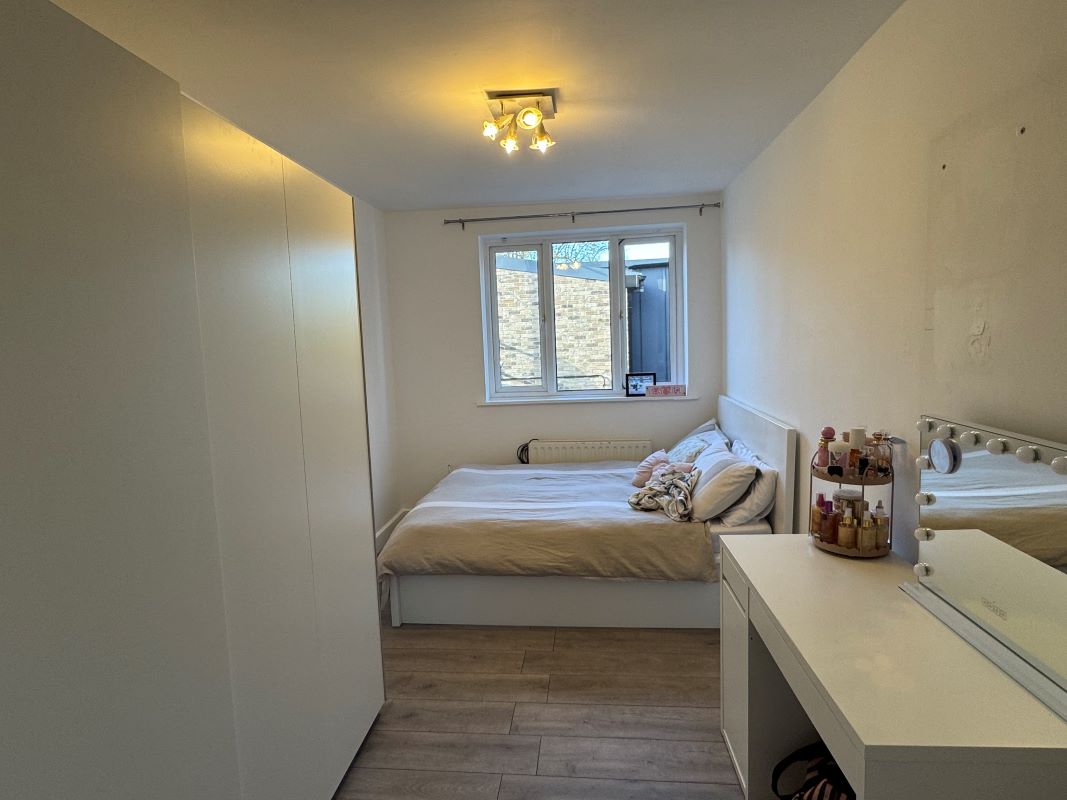 75 & 75C Queens Road, Buckhurst Hill, Essex, IG9 5BW