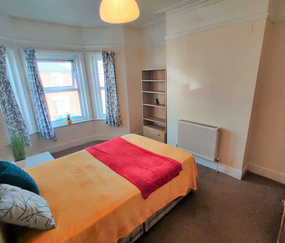 98 Gladstone Road East, Bournemouth, Dorset, BH7 6HQ -  Strettons