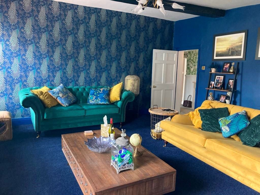 1 High Street, Snaith, Goole, DN14 9HF -  Strettons