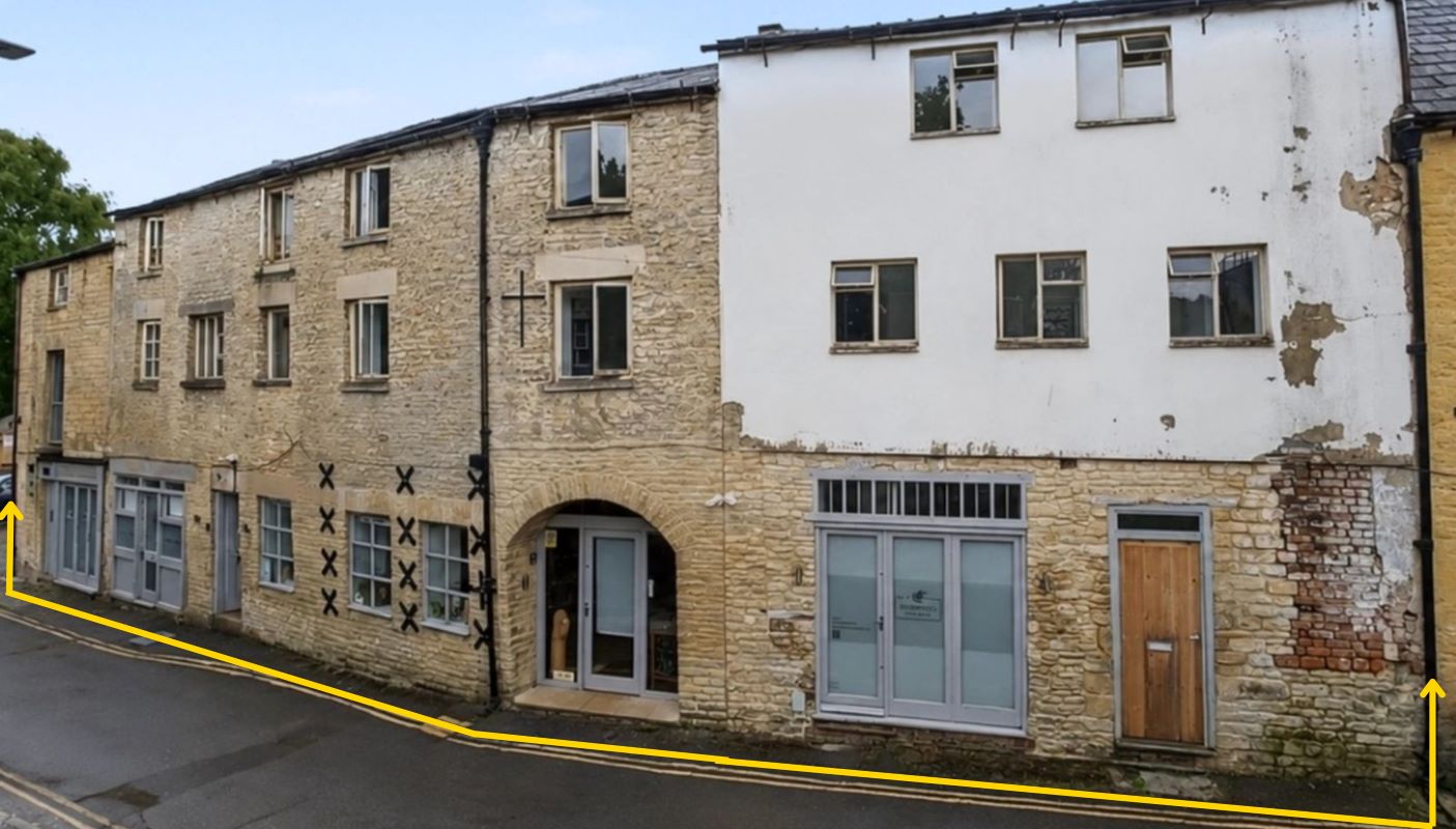 The Livery, 2 The Waterloo, Cirencester GL7 2PZ