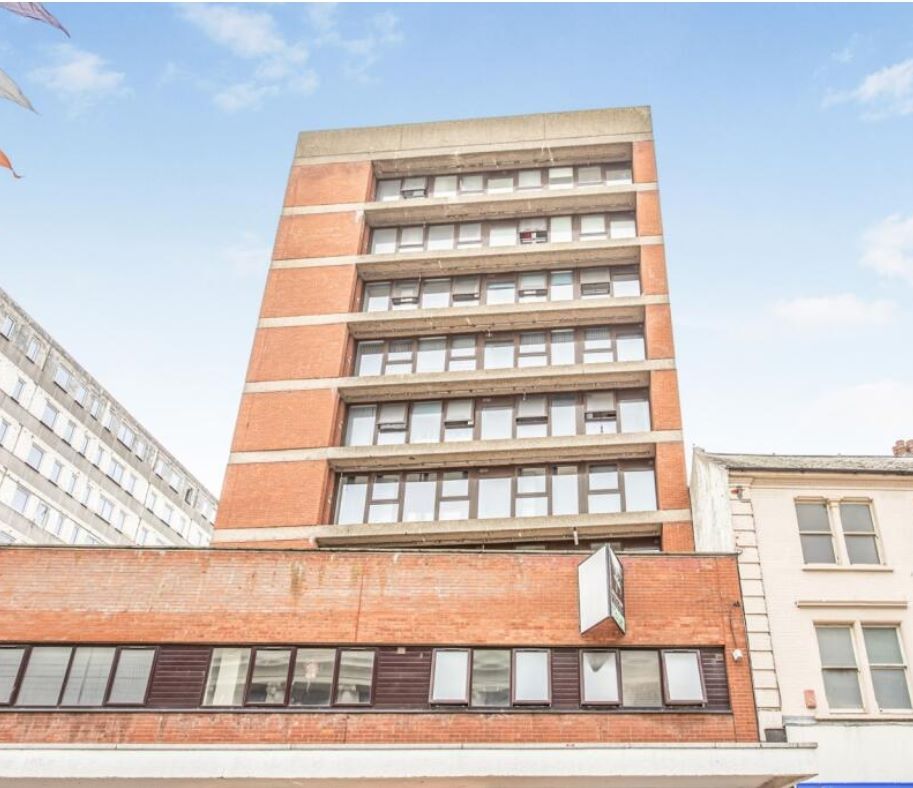 Flat 16 Mariner House, 157 High Street, Southend-on-Sea, Essex, SS1 1LL - Strettons