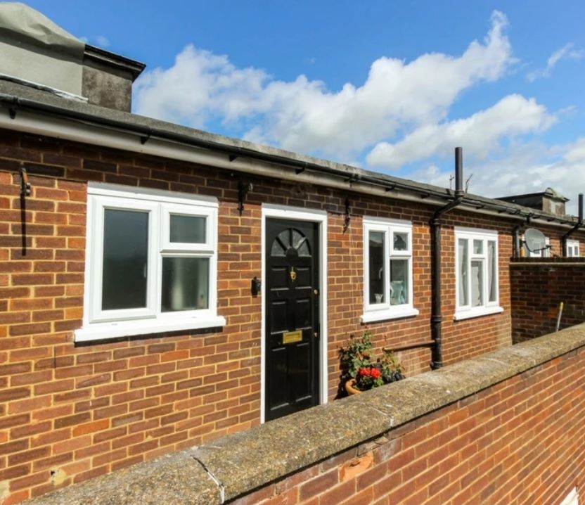 44B High Street, Cheshunt, Waltham Cross, Hertfordshire, EN8 0AQ - Strettons