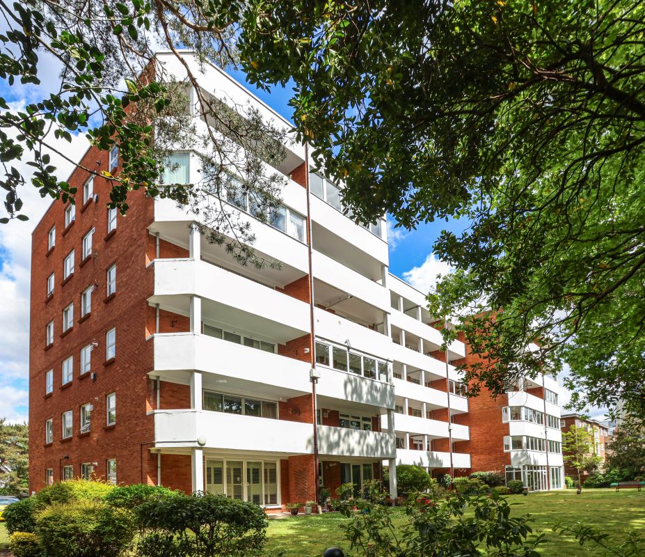 Flat 8 Auburn Mansions, 94 Princess Road, Poole, Dorset, BH12 1BW - Strettons