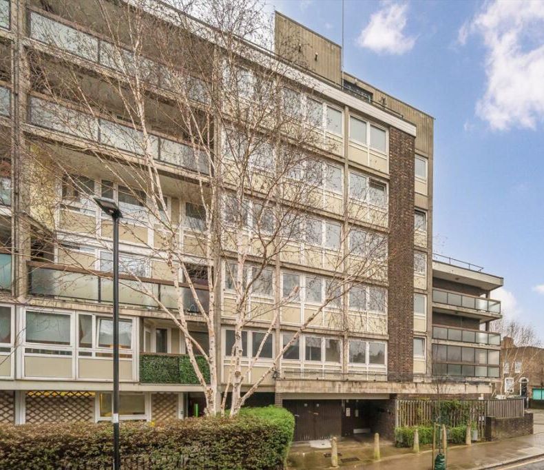 Flat 39 Jessop Court, Graham Street, Angel, Islington, London, N1 8LG - Strettons