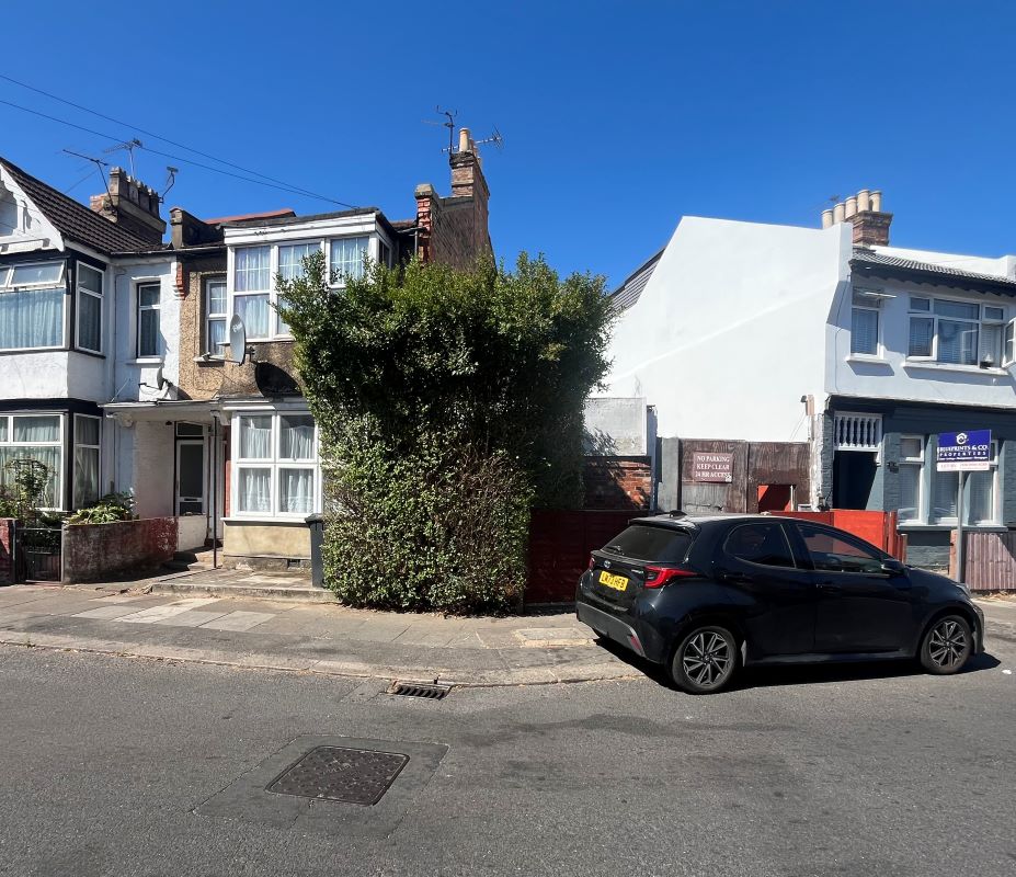 101 Winchester Road, Edmonton, London, N9 9EY - Strettons