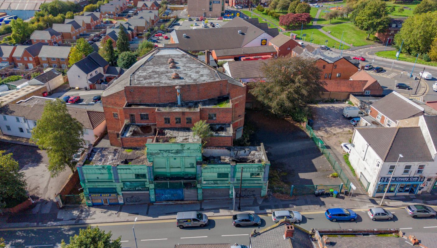 Former Majestic Bingo Club 15-19 Cradley Road, Cradley Heath, West Midlands, B64 6AG - Strettons