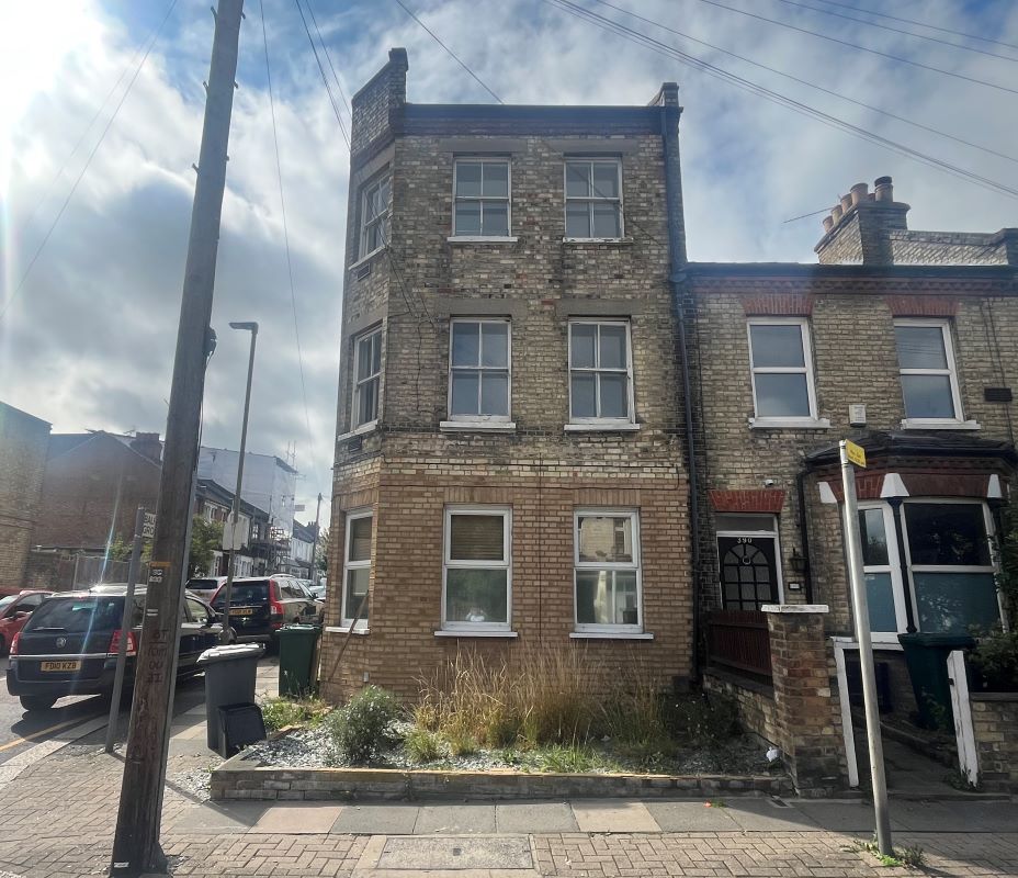 392a Oakleigh Road North, Whetstone, London, N20 0SP - Strettons