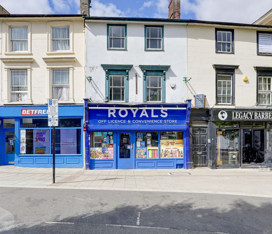 9 Bank Street, Braintree, Essex, CM7 1UG - Strettons