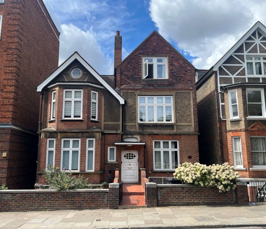 Flat D, 385 Finchley Road, Finchley, London, Camden, NW3 6HD - Strettons