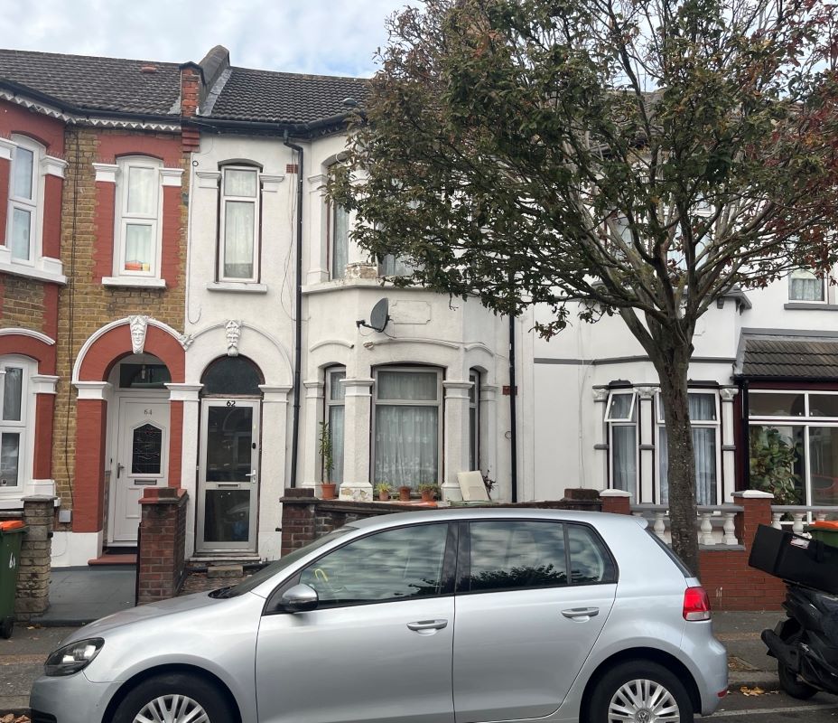 62 & 62A Seventh Avenue, London, E12 5JQ - Strettons