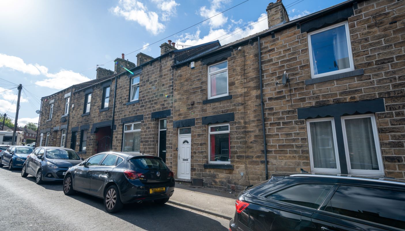 17 Middlesex Street, Barnsley, South Yorkshire, S70 4JR - Strettons