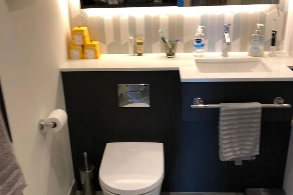 Leasehold Two Bedroom Flat Producing £27,000 Per Annum