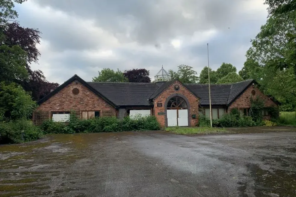 House sold with 12 bedrooms through auction in Haslington Hall