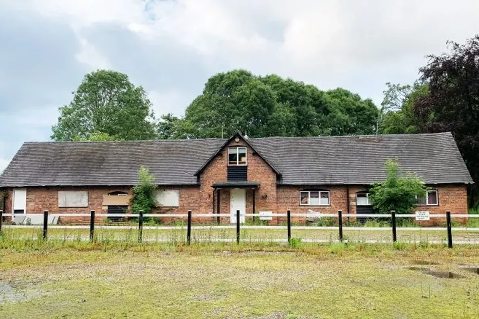 House sold with 12 bedrooms through auction in Haslington Hall