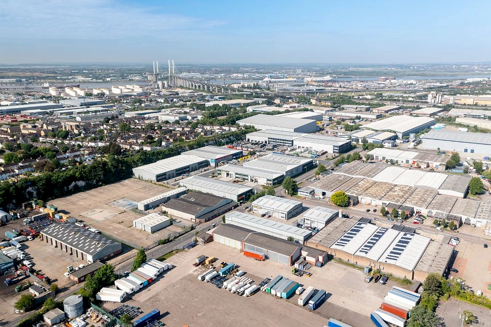 Industrial under offer in Motherwell Way, West Thurrock, Grays, RM20