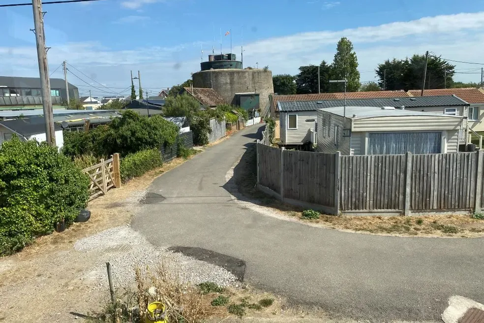 House sold with 2 bedrooms through auction in 35 Tower Estate, Point