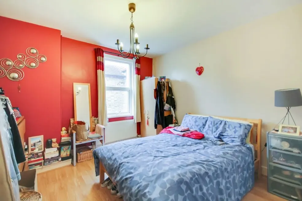 Other sold through auction in 29 Queens Road, Walthamstow, London, E17