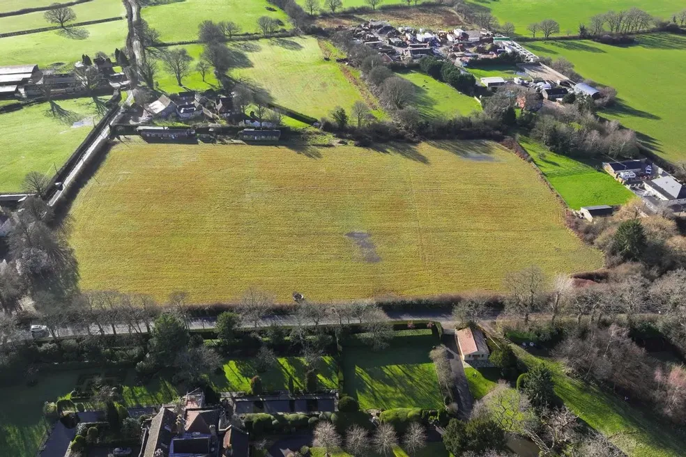 Land Development withdrawn through auction in Land at, Plough Road