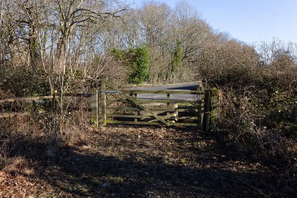 Land Development withdrawn through auction in Land at, Plough Road