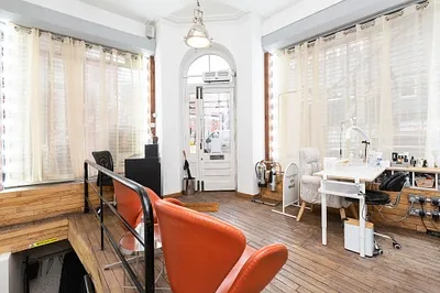 138 Grays Inn Road, Farringdon, London, WC1X 8AX -  Strettons