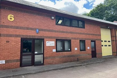 6 Peerglow Centre, Marsh Lane, Ware, SG12 9QL -  Strettons