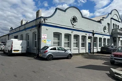 Unit 1C, Triumph Trading Estate, Tariff Road, Tottenham, N17 0EB -  Strettons