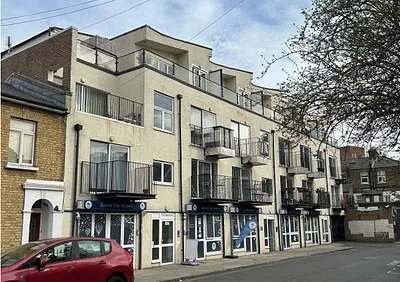 4 Robert Court, Sternhall Lane, Peckham, London, SE15 4BE -  Strettons