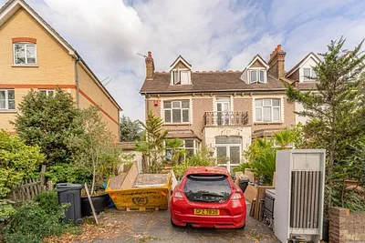 202 Hermon Hill, South Woodford, London, E18 1QH -  Strettons