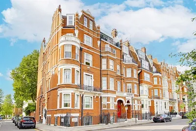 Cheyne Place, London, Greater London, SW3 -  Strettons