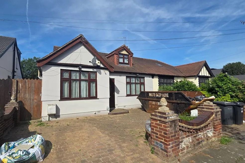 Freehold Vacant Six Bedroom Detached Bungalow