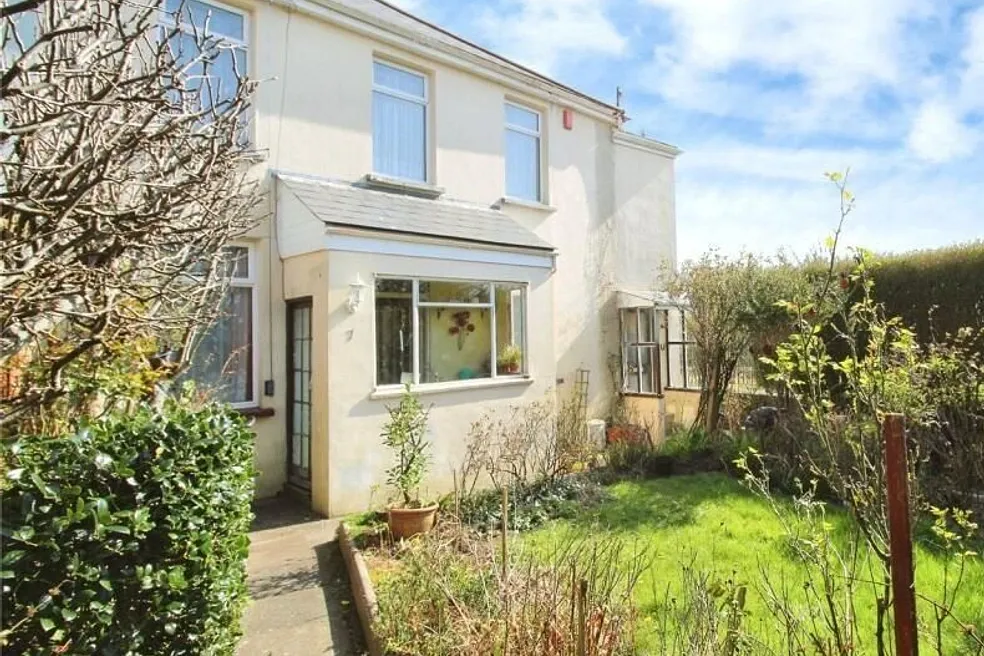 7 Moor View, Laira, Plymouth, Devon, PL3 6AS -  Strettons