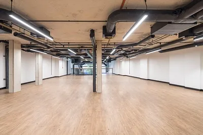 Unit 1C Cally Yard, Caledonian Road, London, N7 9BG - Strettons