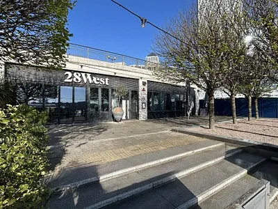 28 Westferry Circus, Canary Wharf, London, E14 8RR - Strettons
