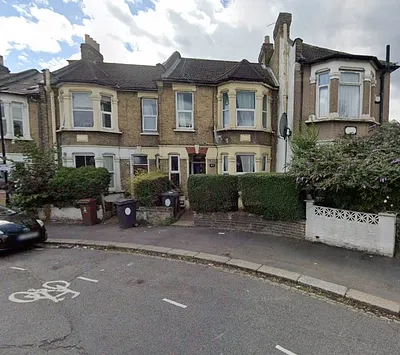 Elm Road, Leytonstone, London, E11 -  Strettons