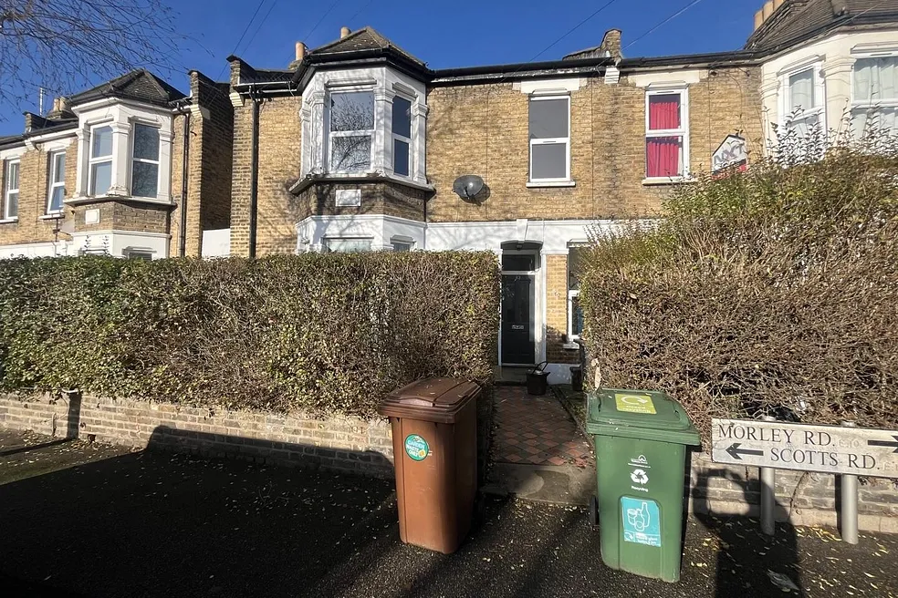 Morley Road, Leyton, London, E10 6LH -  Strettons