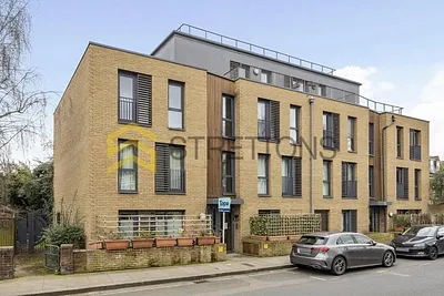 Star Road, London, W14 - Strettons