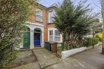 Addison Road, London - Strettons