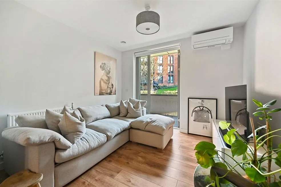 Finchley Road, London, NW3 -  Strettons
