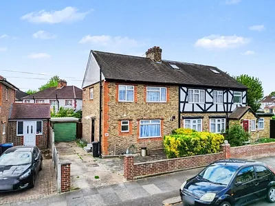 Chalfont Road, London, N9 - Strettons