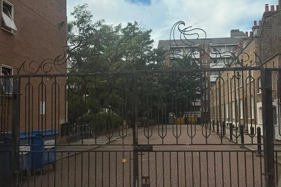 Kent House , Walden Street -  Strettons