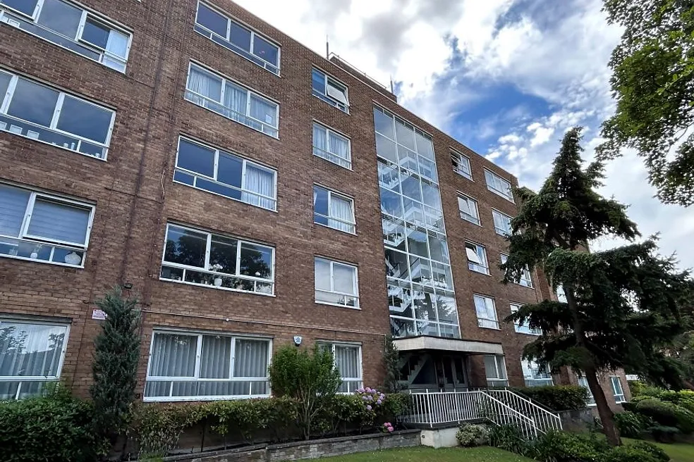 108 High Mount, Station Road, Hendon, London, NW4 3ST -  Strettons