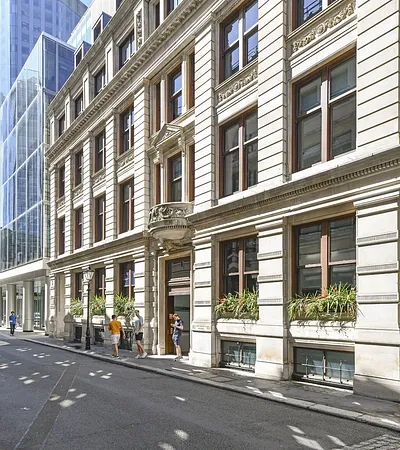 Ground Floor, 10 Throgmorton Avenue, City of London, London, EC2N 2DL - Strettons