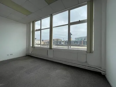 Studio 17, Celia Fiennes House, 8-20 Well Street, Hackney, London, E9 7PX -  Strettons